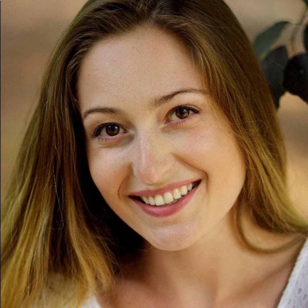 Meet your Posher, Cora